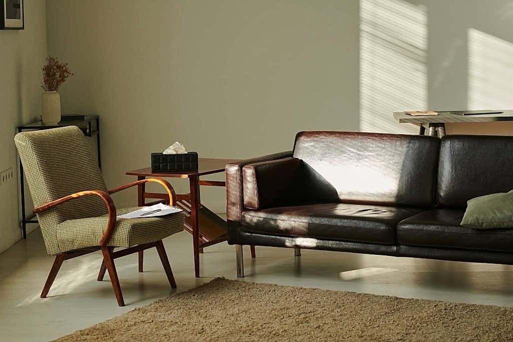 Interior designers Surrey creating luxury home interiors with bespoke styling and elegant design solutions