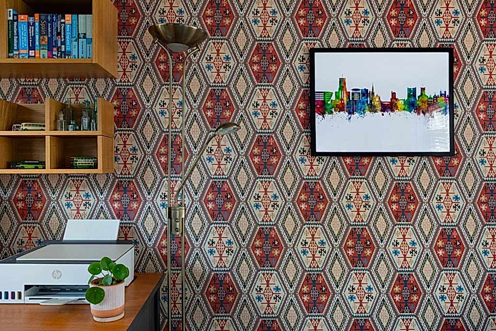 Bespoke Cranley Road interior design featuring luxury furnishings, refined textures, and modern home styling