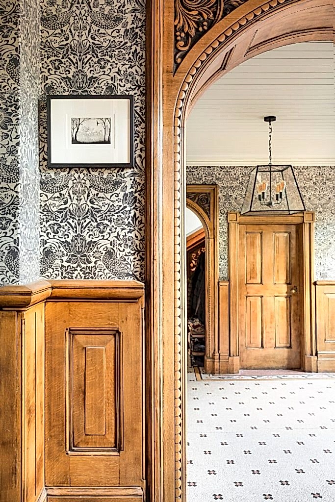 Worplesdon St Mary luxury hallway interior featuring elegant décor, bespoke finishes, and refined residential styling